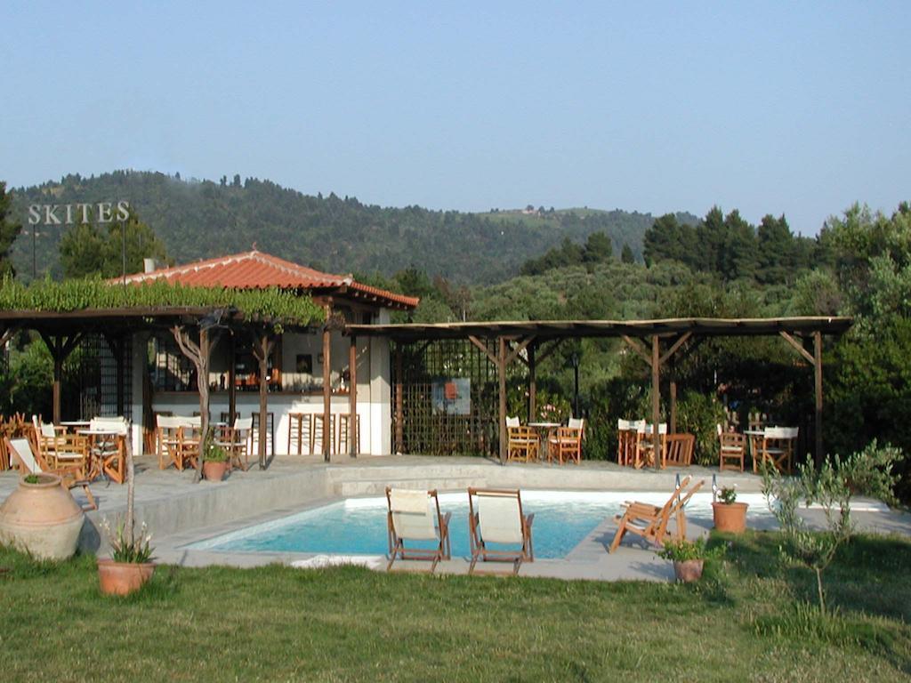 Skites Hotel Bungalows أُرانّوبولي المظهر الخارجي الصورة